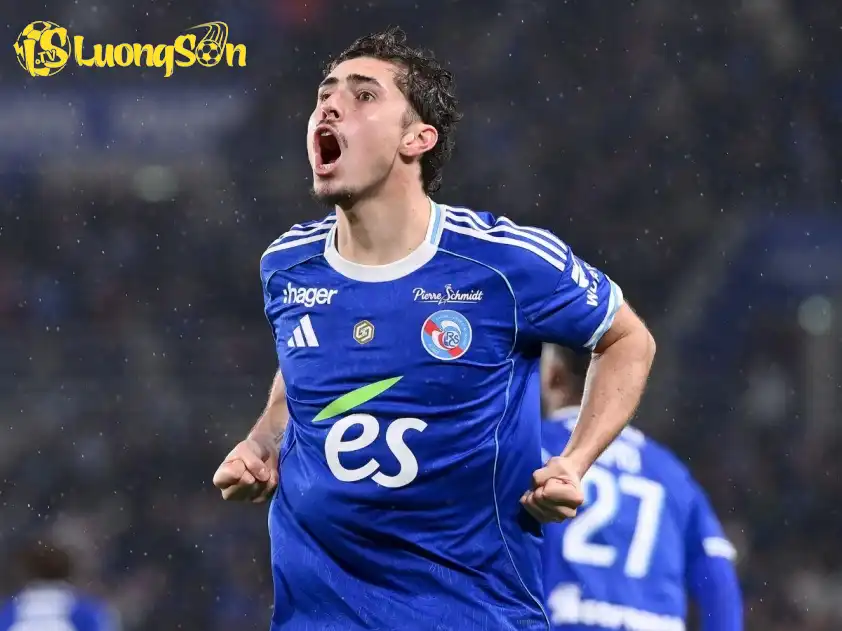 Strasbourg vẫn đang có phong độ tương đối tốt tại Ligue 1 mùa này Strasbourg vẫn đang có phong độ tương đối tốt tại Ligue 1 mùa này