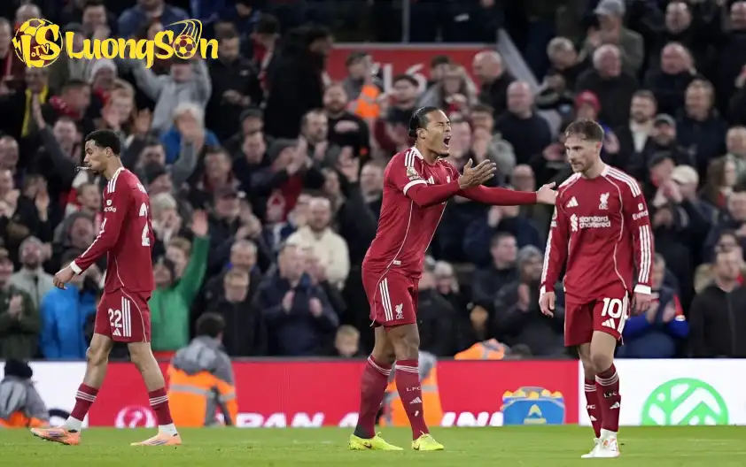 Slot thừa nhận Liverpool có màn trình diễn bạc nhược trước Nottingham